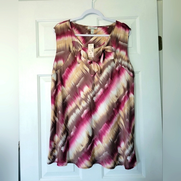 NEW DRESSBARN plus size Sleeveless Top - Picture 1 of 4